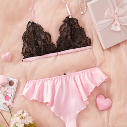 Sexy Lingerie Sets for Women, Pink Lace Two-piece Set.