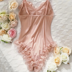 Sexy Lingerie Sets for Women, Pink Lace Three-piece Set With Coat.